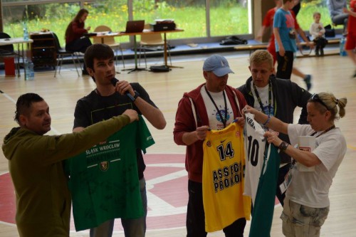 1978054919547396981001257168855738635989054o-2